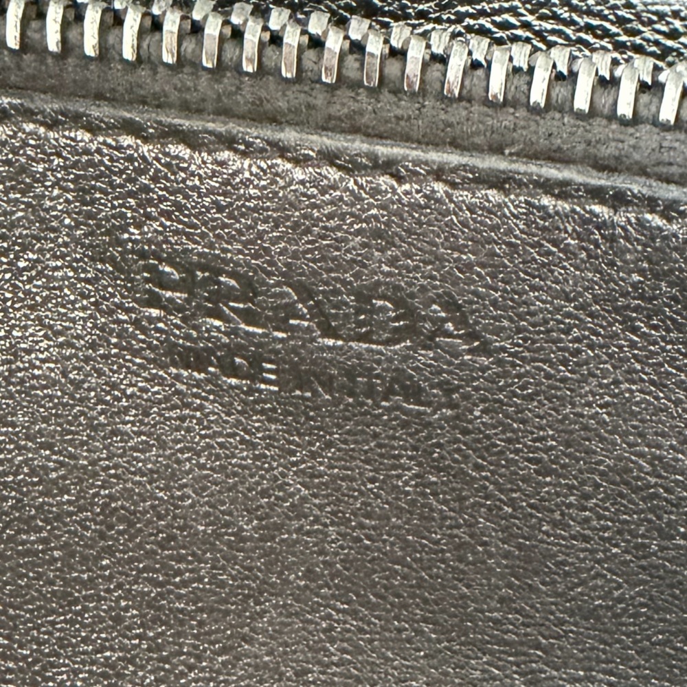 Prada Diagramme metallic long wallet - Picture 7 of 14